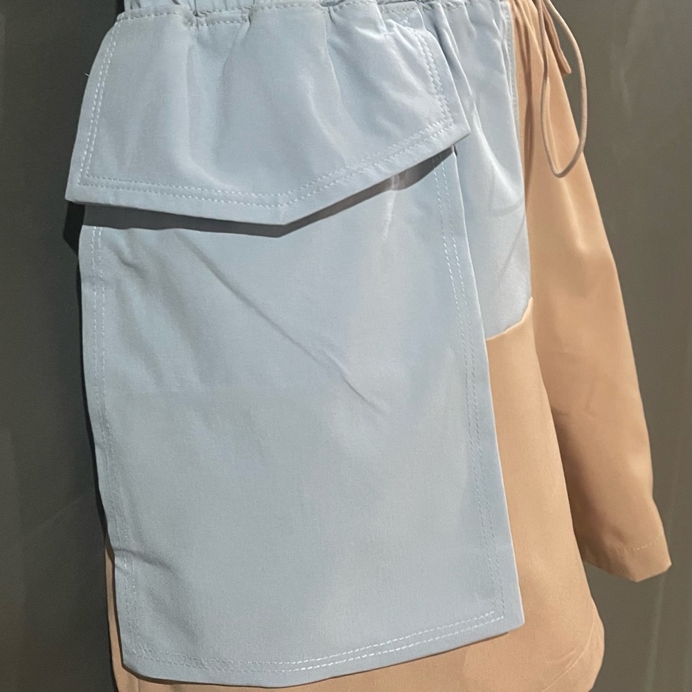 Fabletics cargo shorts - Picture 12 of 12